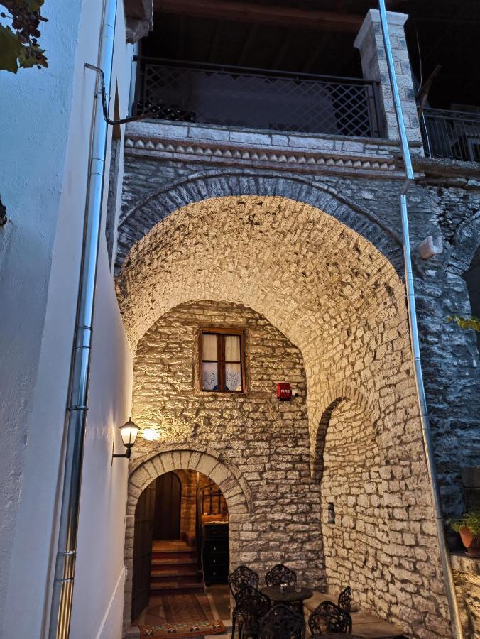 Boutique Hotel Praga Gjirokastër Exteriör bild