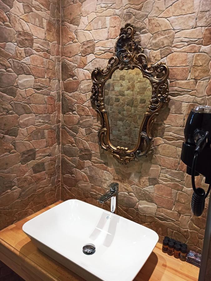 Boutique Hotel Praga Gjirokastër Exteriör bild