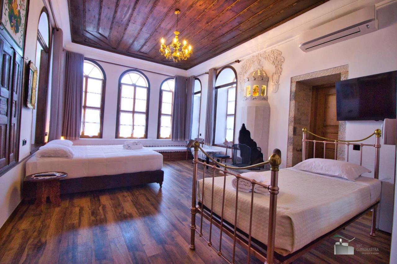 Boutique Hotel Praga Gjirokastër Exteriör bild