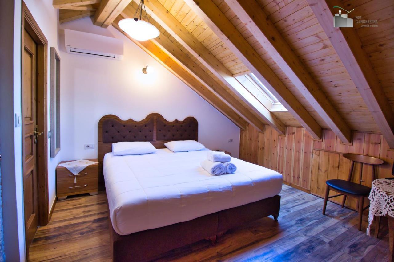 Boutique Hotel Praga Gjirokastër Exteriör bild