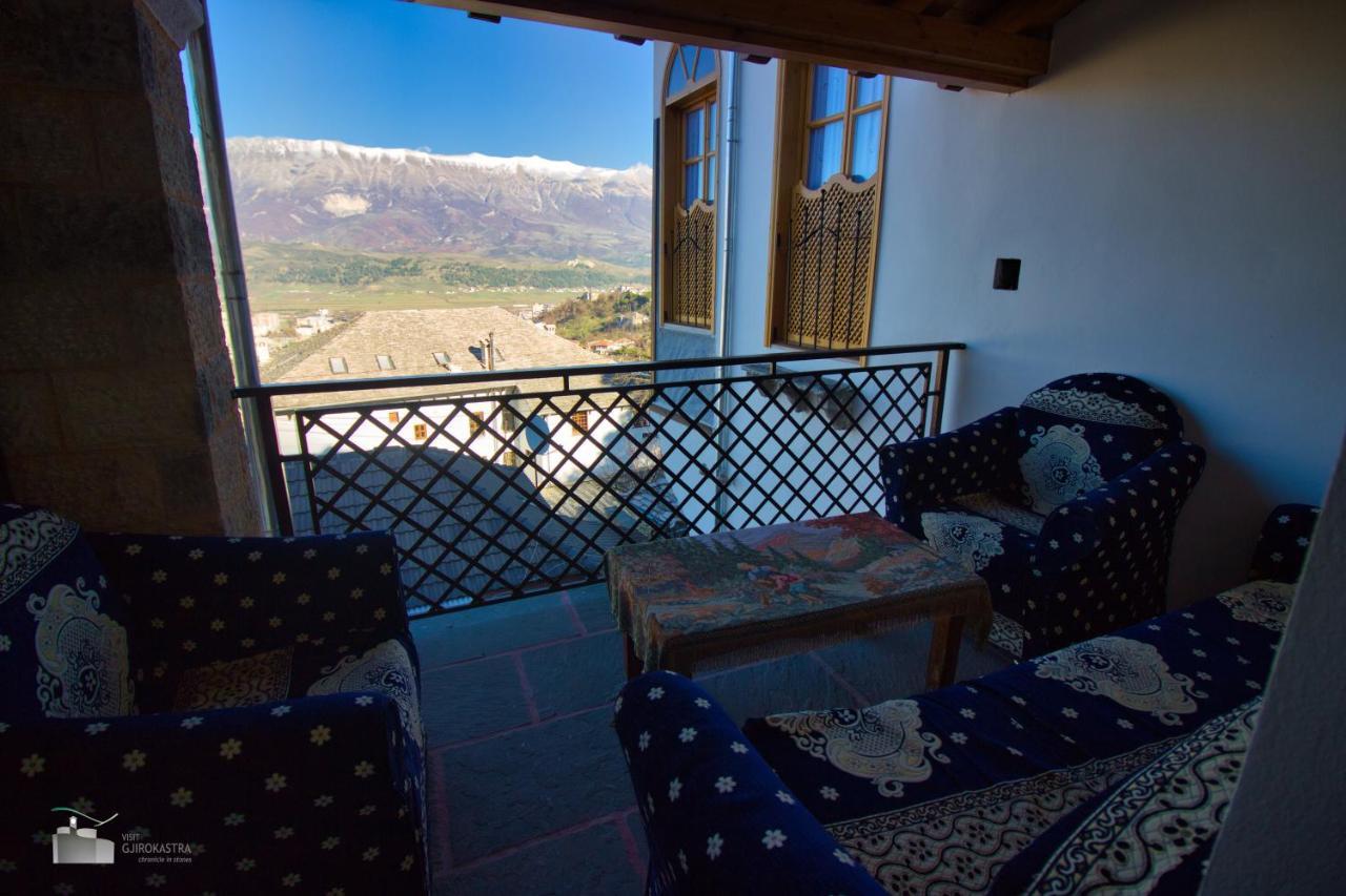 Boutique Hotel Praga Gjirokastër Exteriör bild